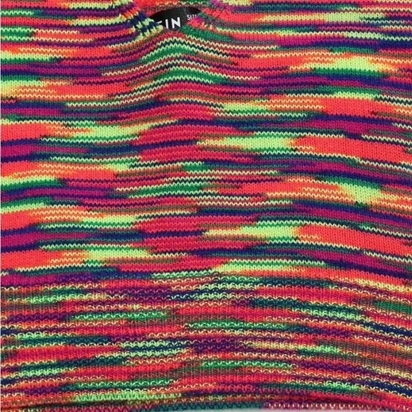 EUC Shein halter neck top Sz M This is a must for the summer! - Picture 3 of 13